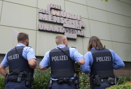 German police are homing in on IS supporters