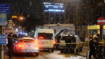 The area surrounding the latest terrorist attack to hit Istanbul was briefly sealed off