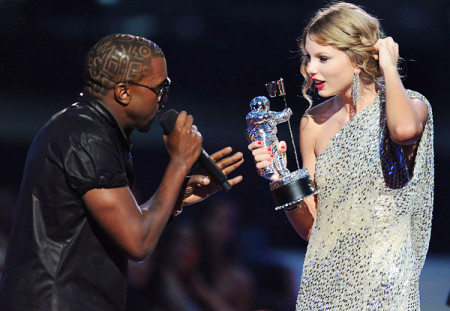 West accosts a confused Taylor Swift for real at the 2009 MTV VMAs