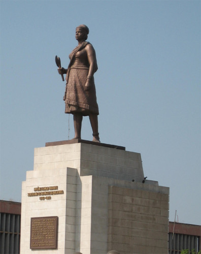 Statue of Queen Nzinga in Kinaxixi Square, Luanda