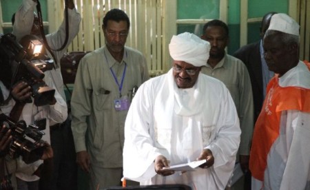 Sudanese President Omar Al Bashir voting in Sudanese elections on 11 April at St. Francis School, Khartoum. Photo Credit: Mohamed Siddig/UNMIS
