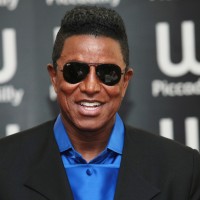 Jermaine Jackson was the middle brother and bass player in the Jackson 5